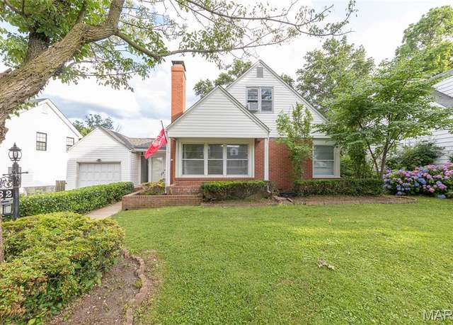 Property at 582 Brookhaven Ct, MO 63122, 5 beds, 2.5 baths