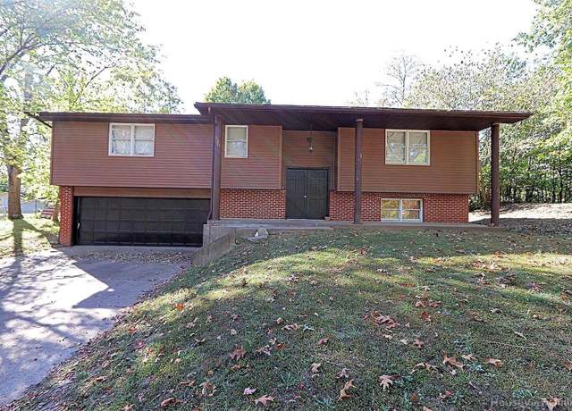 Property at 1953 Carolina Ln, Cape Girardeau, MO 63701, 3 beds, 2.5 baths