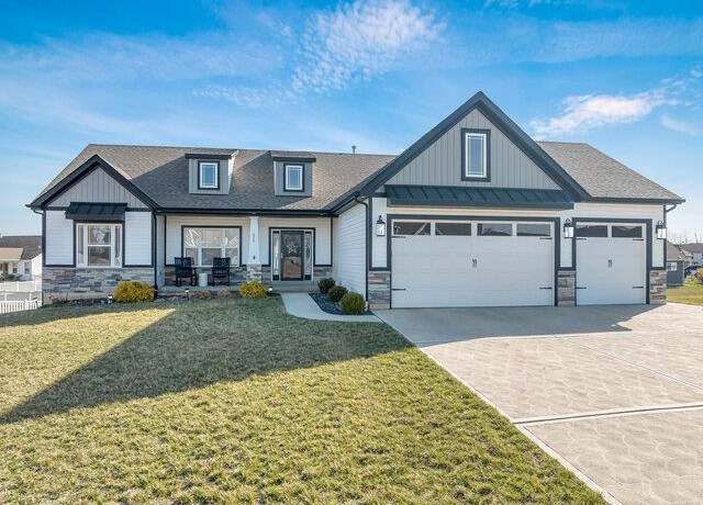 Property at 620 Lubbuck Ct, Moscow Mills, MO 63362, 3 beds, 2 baths