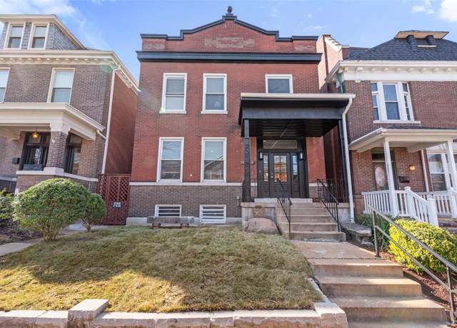 Property at 3726 Wyoming St, St Louis, MO 63116, 6 beds, 5 baths