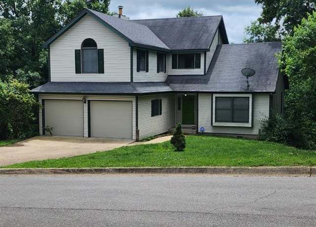 Property at 108 Auburn Dr, Waynesville, MO 65583, 5 beds, 3.5 baths