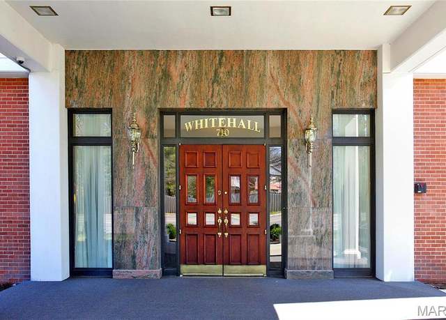Property at 710 S Hanley Rd Unit 18A, Clayton, MO 63105, 3 beds, 3.5 baths