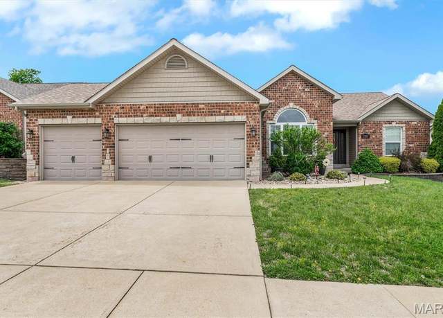 Property at 2325 Providence Park Ln, Herculaneum, MO 63048, 4 beds, 3 baths