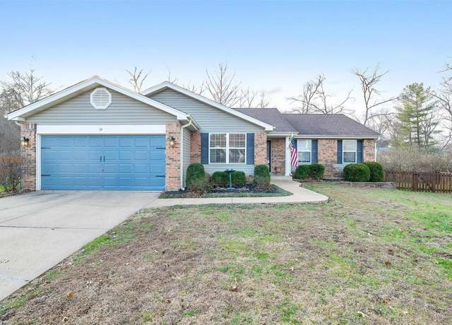 Property at 39 Gentle Ct, Fenton, MO 63026, 3 beds, 2 baths