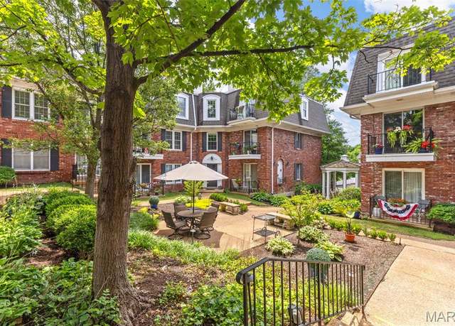 Property at 115 E Bodley Ave Unit A6, Kirkwood, MO 63122, 3 beds, 2 baths