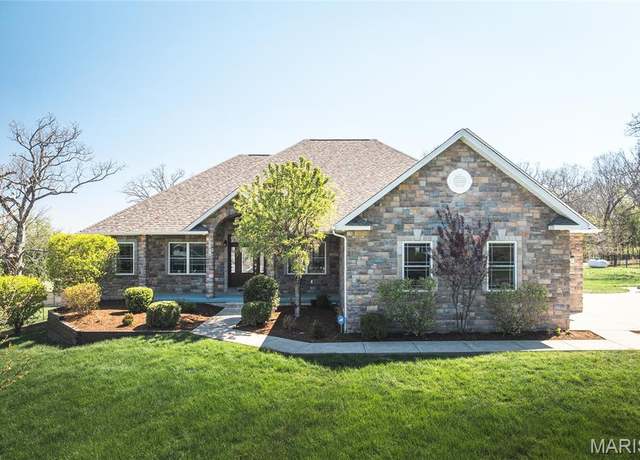 Property at 12096 Country Oaks Estates Dr, Rolla, MO 65401, 6 beds, 3.5 baths