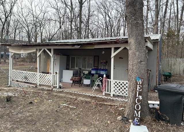 Property at 477 W Lakeview Dr, Ironton, MO 63650, 1 bed, 0.5 baths