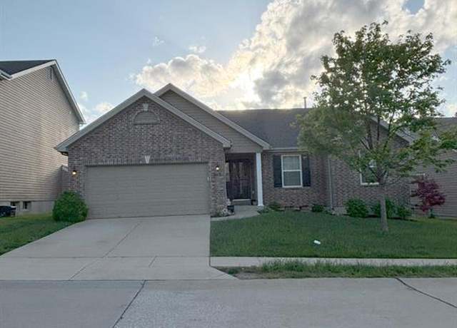 Property at 9869 Vicksburg Siege Ct, St Louis, MO 63123, 4 beds, 3 baths