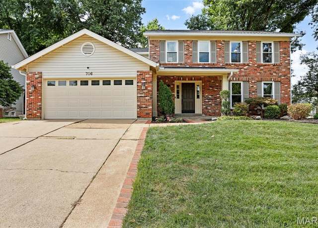 Property at 706 Eaglebrooke Dr, Ballwin, MO 63021, 4 beds, 2.5 baths