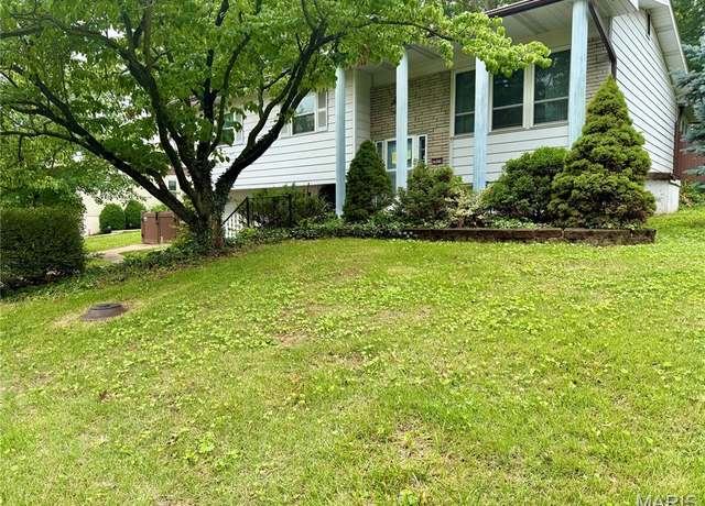 Property at 2631 Georgia Dr, Arnold, MO 63010, 3 beds, 2 baths