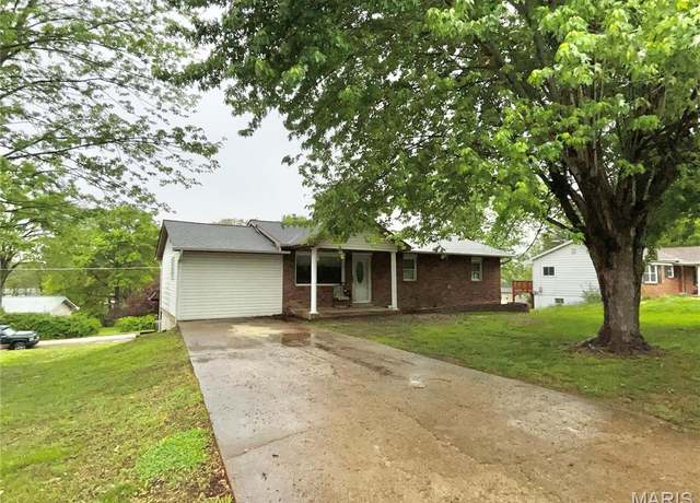 Property at 3552 State Road V, De Soto, MO 63020, 4 beds, 2 baths