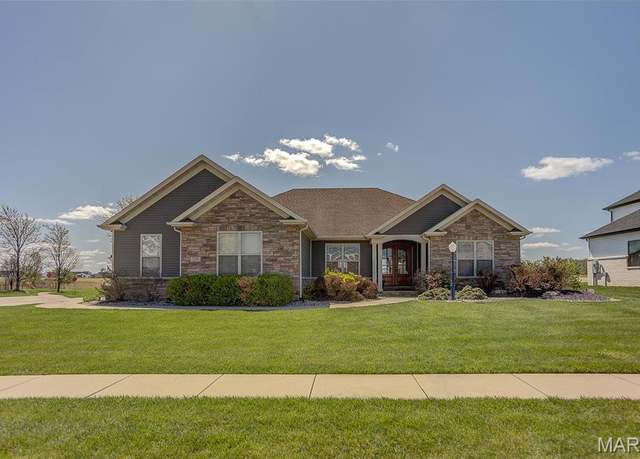 Property at 7048 Alston Ct, Edwardsville, IL 62025, 4 beds, 3 baths