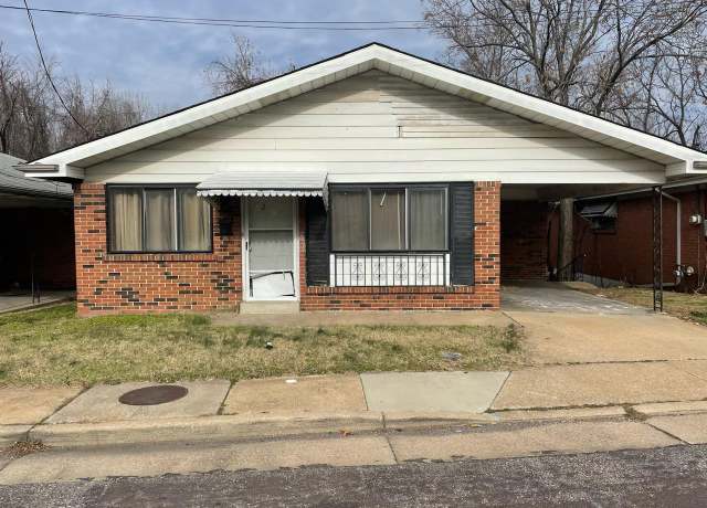 Property at 2619 Hord Ave, Jennings, MO 63136, 2 beds, 2 baths