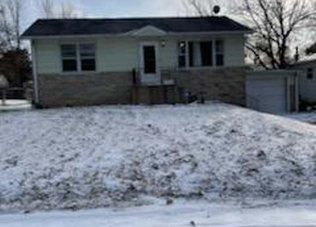 Property at 110 Barto Dr, St Louis, MO 63135, 3 beds, 1 bath