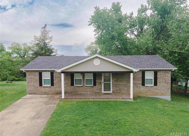 Property at 306 Bass St, Park Hills, MO 63601, 3 beds, 2 baths
