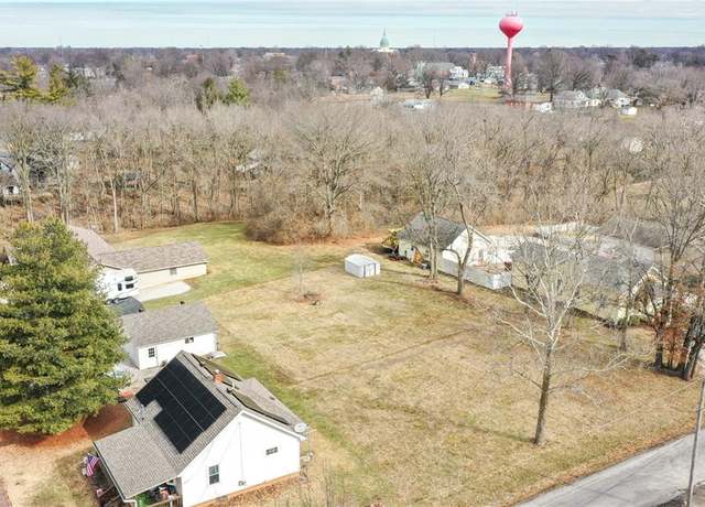 Property at 420 Ash St, Carlinville, IL 62626