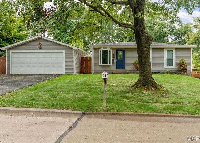 Property at 43 Plum Tree Dr, St Peters, MO 63376, 3 beds, 2 baths