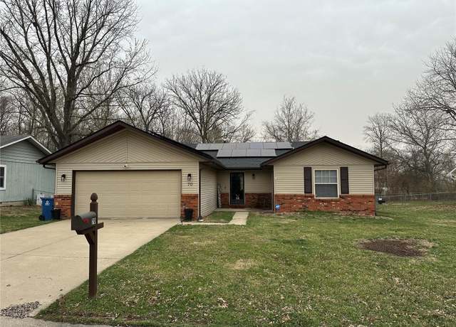 Property at 70 Innsbruck Ln, Shiloh, IL 62221, 3 beds, 2 baths