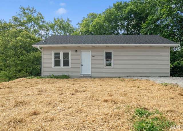 Property at 905 Greensferry Rd, Jackson, MO 63755, 2 beds, 1 bath