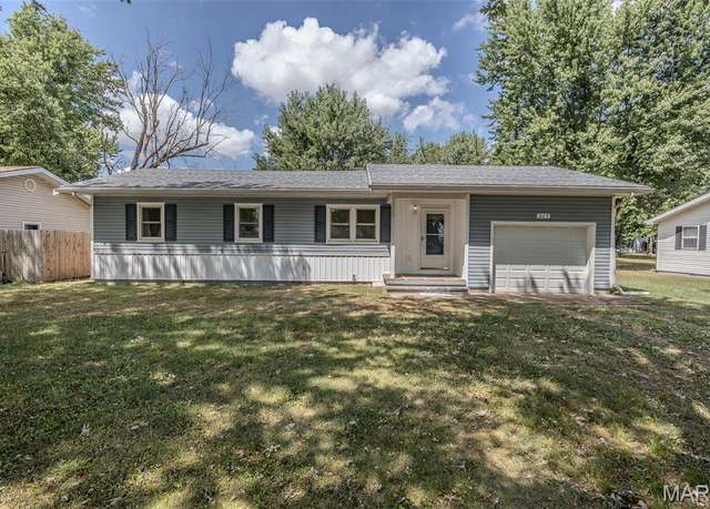Property at 517 Holly St, Lebanon, MO 65536, 3 beds, 2 baths