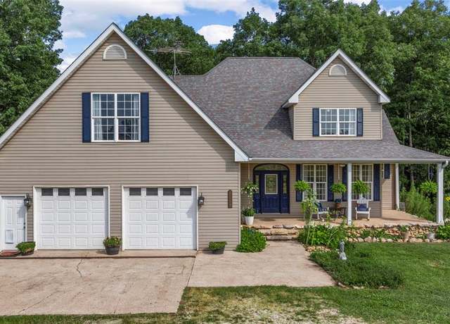 Property at 21139 Schwerdt Hill Rd, Warrenton, MO 63383, 3 beds, 3.5 baths