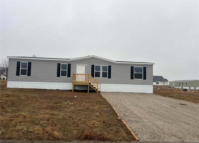 Property at 18545 Olivia, Lebanon, MO 65536, 4 beds, 2 baths