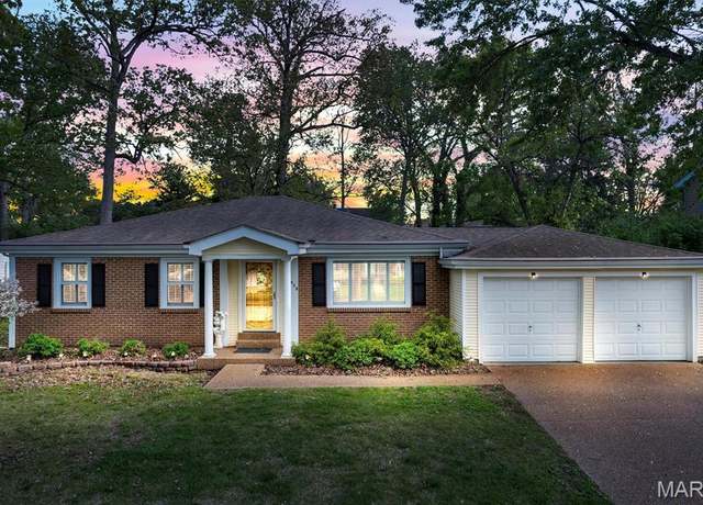 Property at 412 Genoa Dr, Manchester, MO 63021, 3 beds, 2 baths