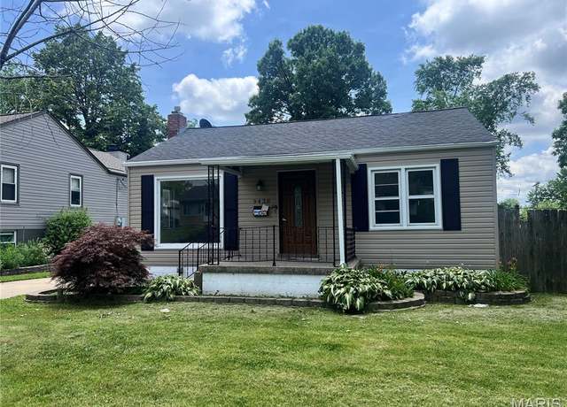 Property at 9438 Minerva Ave, Overland, MO 63114, 2 beds, 1 bath