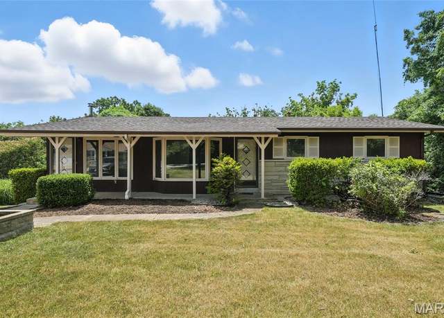 Property at 220 Susan Rd, Unincorporated, MO 63129, 3 beds, 1.5 baths