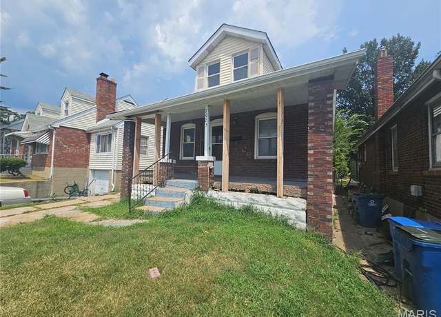Property at 7025 Woodrow Ave, Velda City, MO 63121, 4 beds, 4 baths