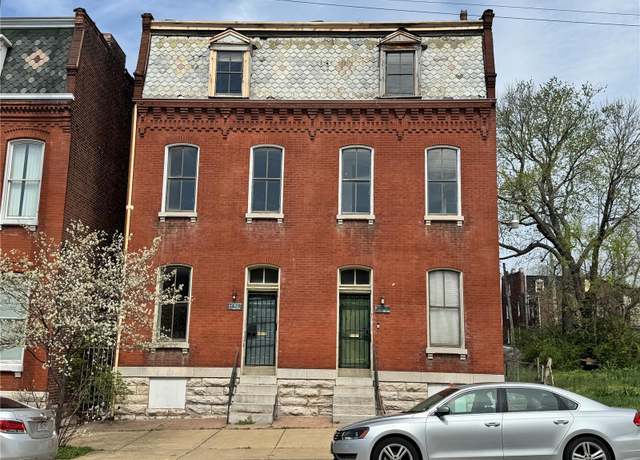 Property at 1519 Mallinckrodt St, St Louis, MO 63107, 10 beds, 6 baths