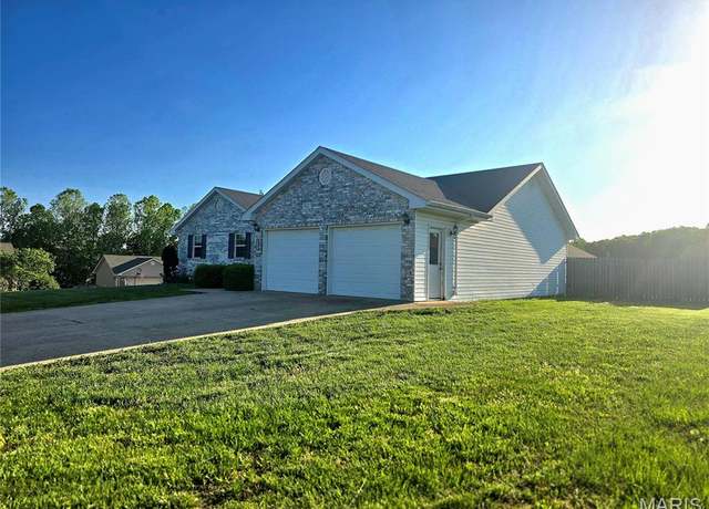 Property at 20555 Luna Rd, Waynesville, MO 65583, 3 beds, 2 baths