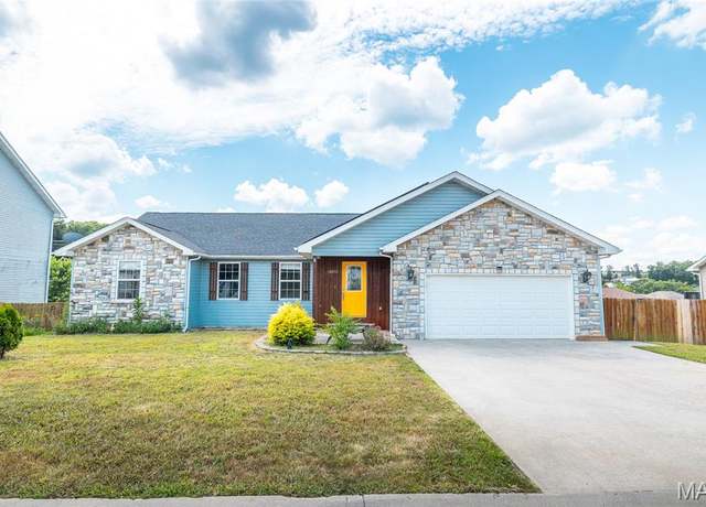 Property at 16171 Hummingbird Ln, St Robert, MO 65584, 4 beds, 3 baths