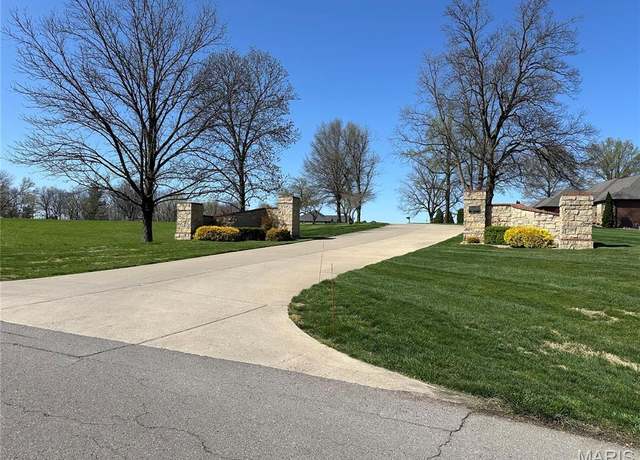Property at 163 Greystone Ridge Dr, Jackson, MO 63755