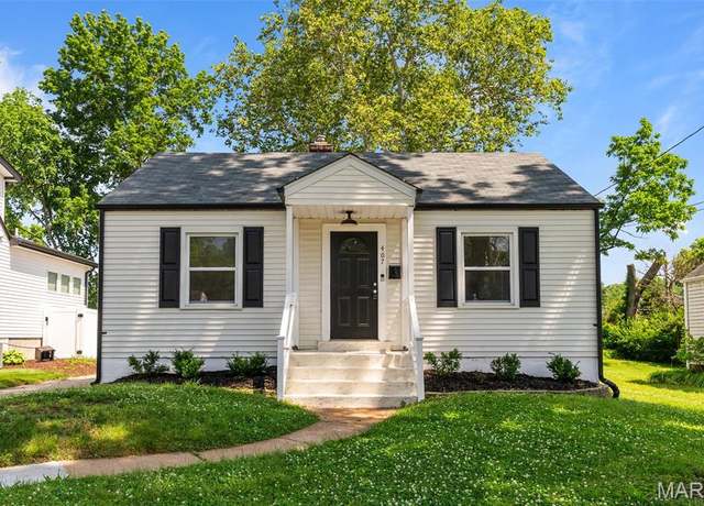 Property at 407 Rose Ln, Kirkwood, MO 63122, 4 beds, 2 baths