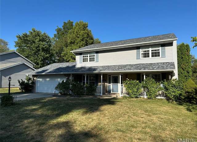 Property at 400 Lotus Dr, Swansea, IL 62226, 4 beds, 2.5 baths
