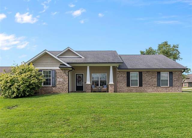 Property at 147 Old Towne Ln, Cape Girardeau, MO 63701, 3 beds, 2 baths
