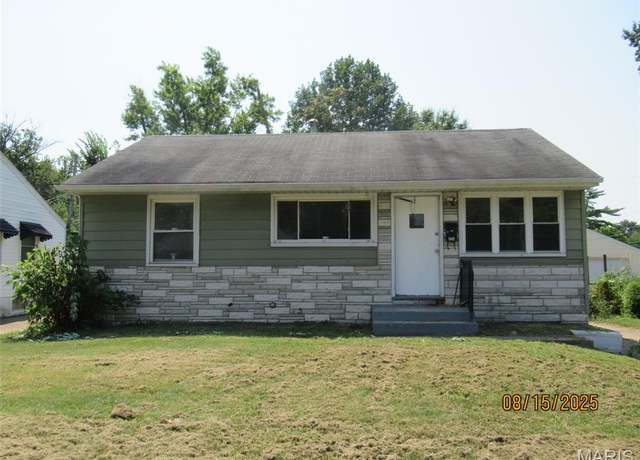 Property at 224 Tay Rd, St Louis, MO 63137, 3 beds, 1 bath