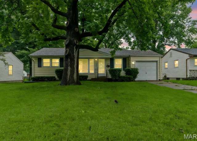 Property at 165 Saint Daniel Ln, Florissant, MO 63031, 2 beds, 1 bath