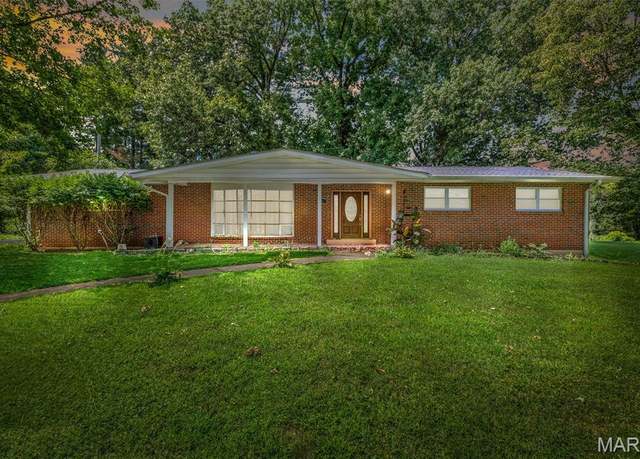 Property at 14015 Lakeridge Dr, Spanish Lake, MO 63138, 4 beds, 2.5 baths