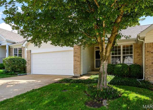 Property at 1012 Arbor Pointe Dr, Manchester, MO 63088, 2 beds, 3 baths