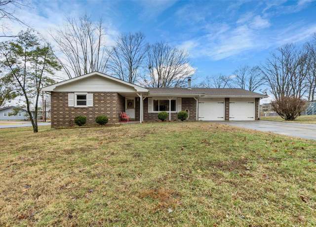 Property at 421 Chesley Dr, Cape Girardeau, MO 63703, 3 beds, 2.5 baths