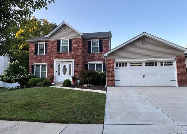 Property at 16554 Green Pines Dr, Wildwood, MO 63011, 4 beds, 2.5 baths