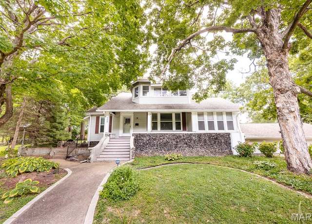 Property at 526 Forest Ave, Belleview, IL 62220, 4 beds, 2 baths
