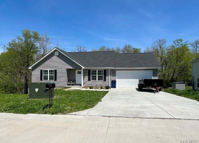 Property at 842 Lakeway Dr, Labadie, MO 63055, 3 beds, 2 baths