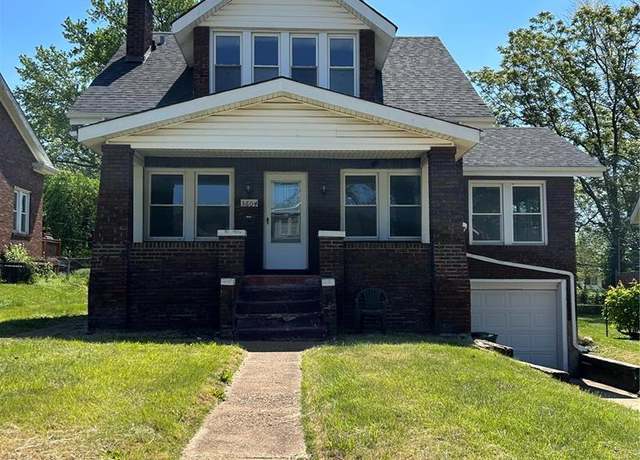 Property at 3604 Ridgedale Ave, St Louis, MO 63121, 3 beds, 2 baths