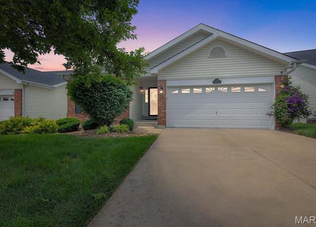 Property at 14 Soenker Cir, St Peters, MO 63376, 3 beds, 2.5 baths