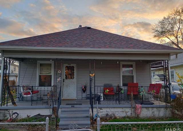 Property at 306 Kingshighway, East Alton, IL 62024, 3 beds, 1.5 baths