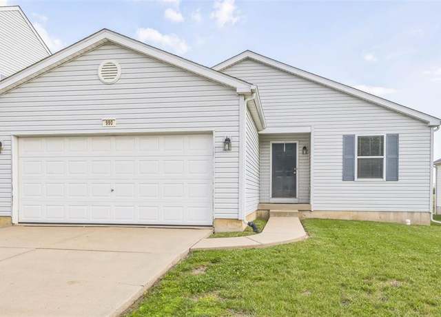 Property at 990 Koenig Dr, Godfrey, IL 62035, 3 beds, 2 baths