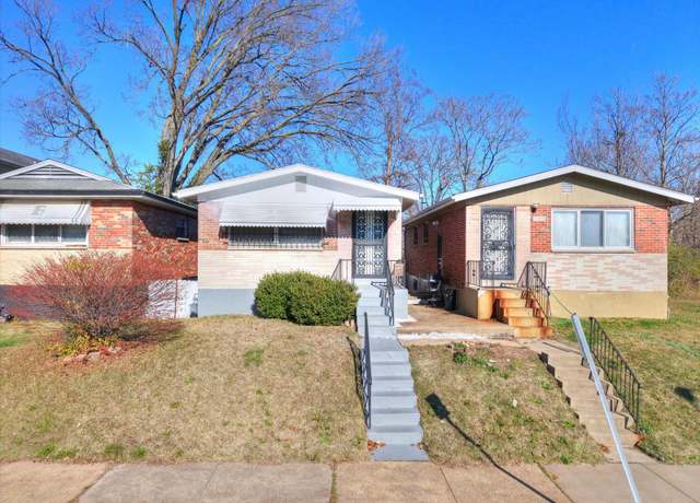Property at 5555 Labadie, St Louis, MO 62120, 2 beds, 1 bath
